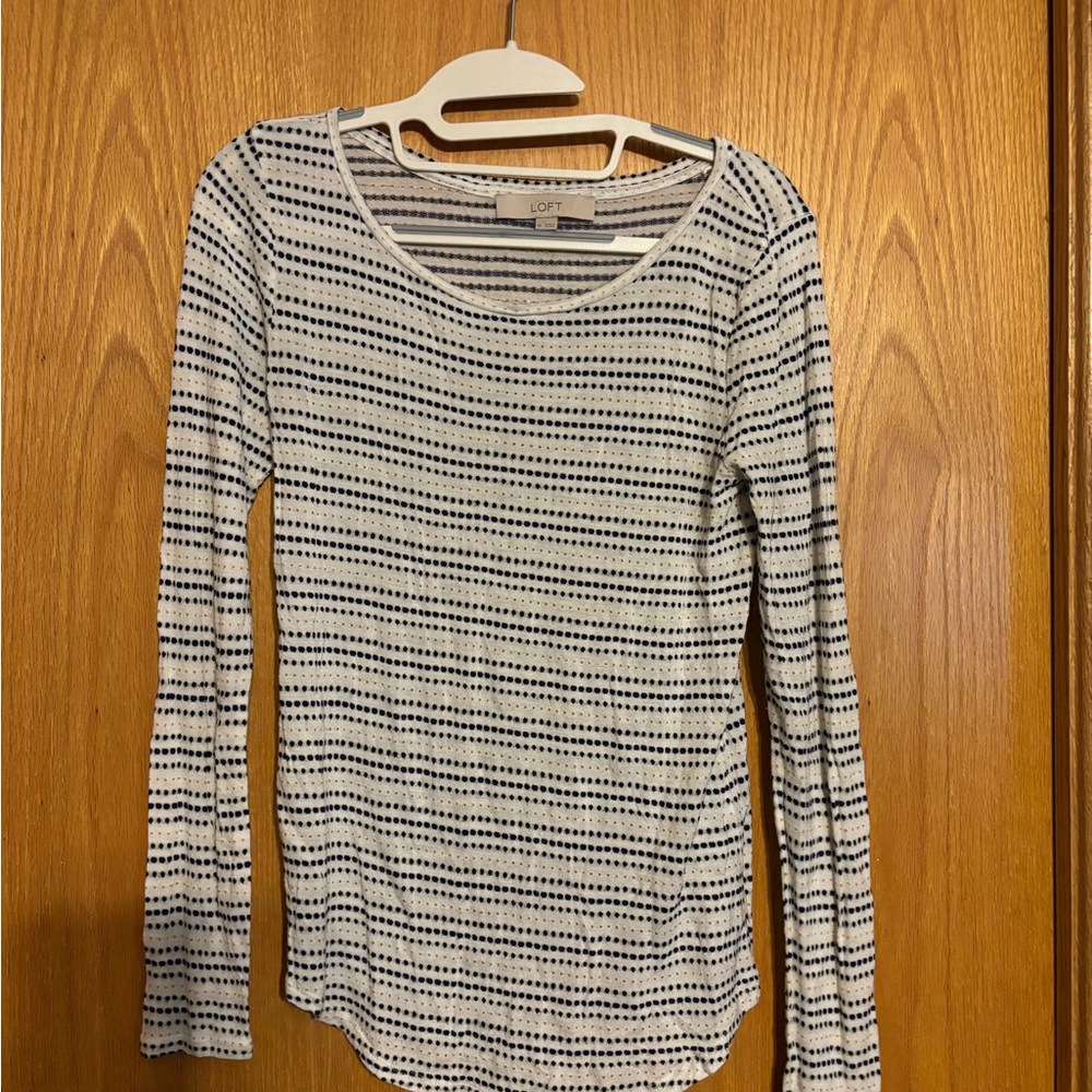 LOFT White and Gray Ribbed Long Sleeve Blouse
